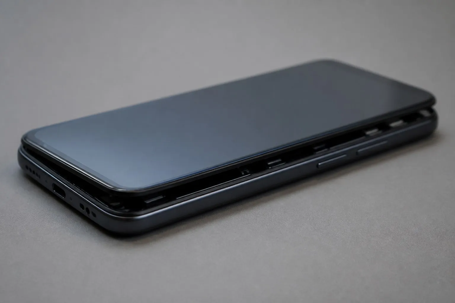 Признаки вздутия аккумулятора iPhone
