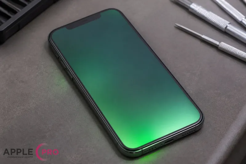Зеленый экран на iPhone