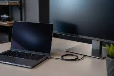 MacBook не видит внешний монитор