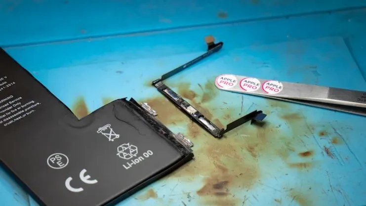 Что такое контроллер батареи iPhone и зачем он нужен