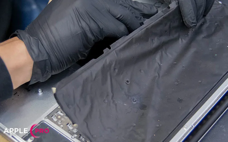 Отсоединяем подсветку