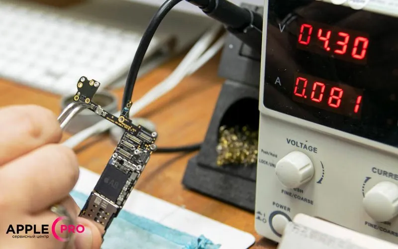 После замены неисправного конденсатора проверяем запуск платы После замены неисправного конденсатора проверяем запуск платы