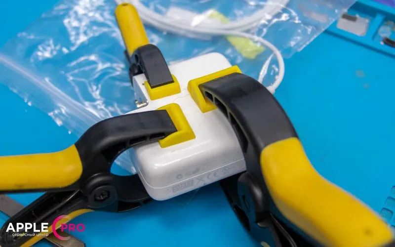 Фиксируем результат струбцинами