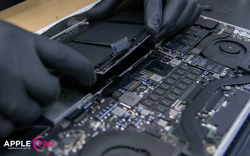 Подключаем аккумулятор