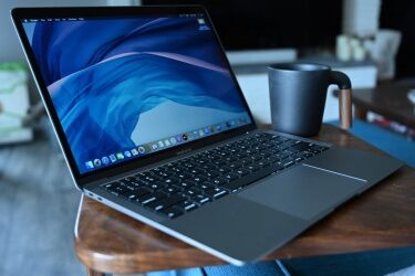 Что нужно знать о MacBook Air, MacBook Pro 13" с Apple M1? Что нужно знать о MacBook Air, MacBook Pro 13" с Apple M1?