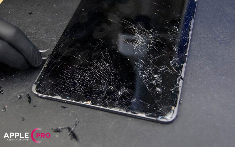 Демонтаж разбитого стекла iPad Pro 11 - фото 3