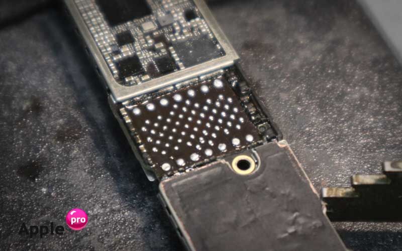 Как происходит демонтаж NAND flash iPhone