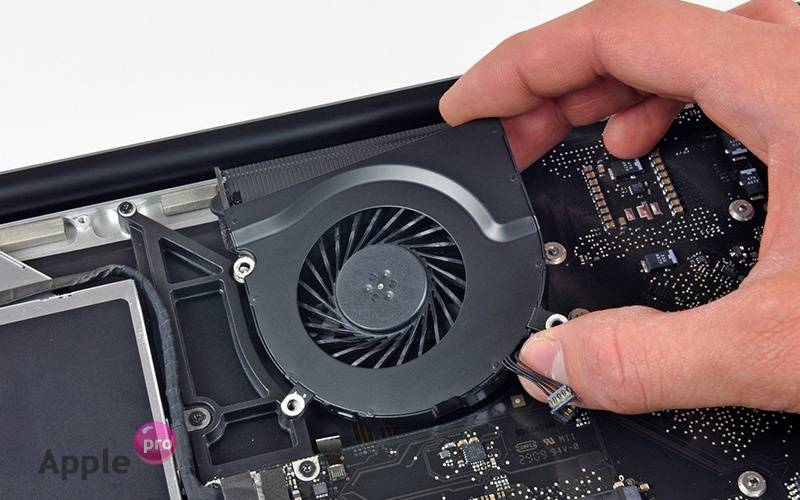 MacBook сильно греется и гудит MacBook сильно греется и гудит